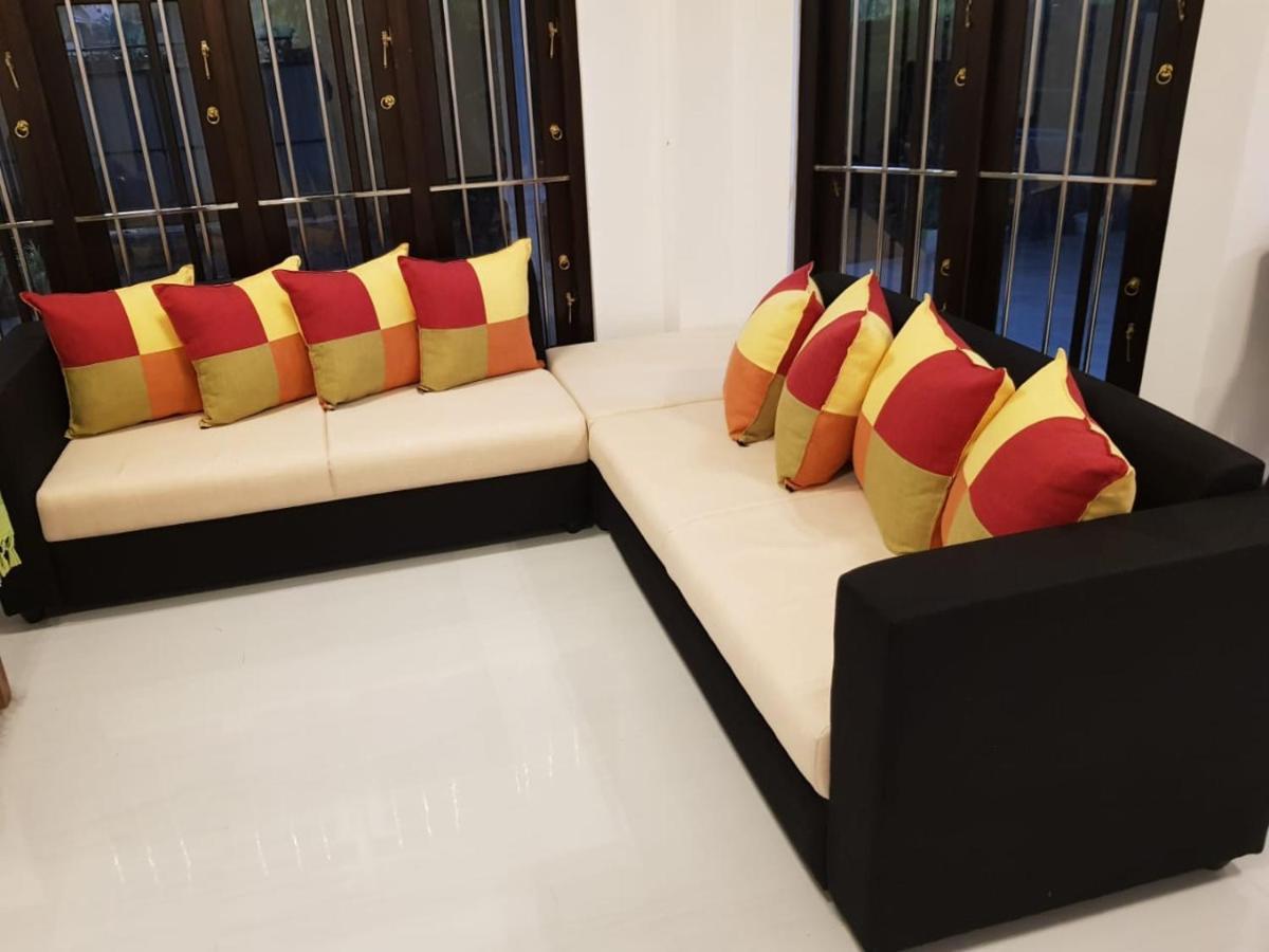 Jungle Reef Rest Hotel Мириса Екстериор снимка